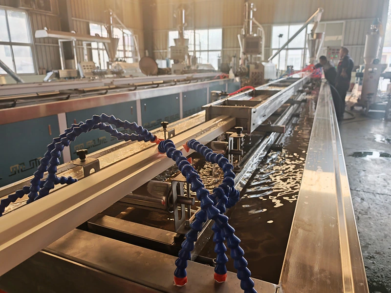 WPC durų rėmo gamybos mašina